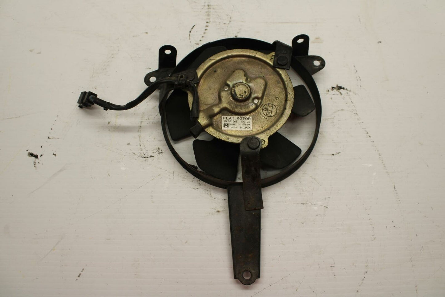 99 YAMAHA YZF R6 ENGINE RADIATOR COOLING FAN 5EB-12405-00-00 BB246
