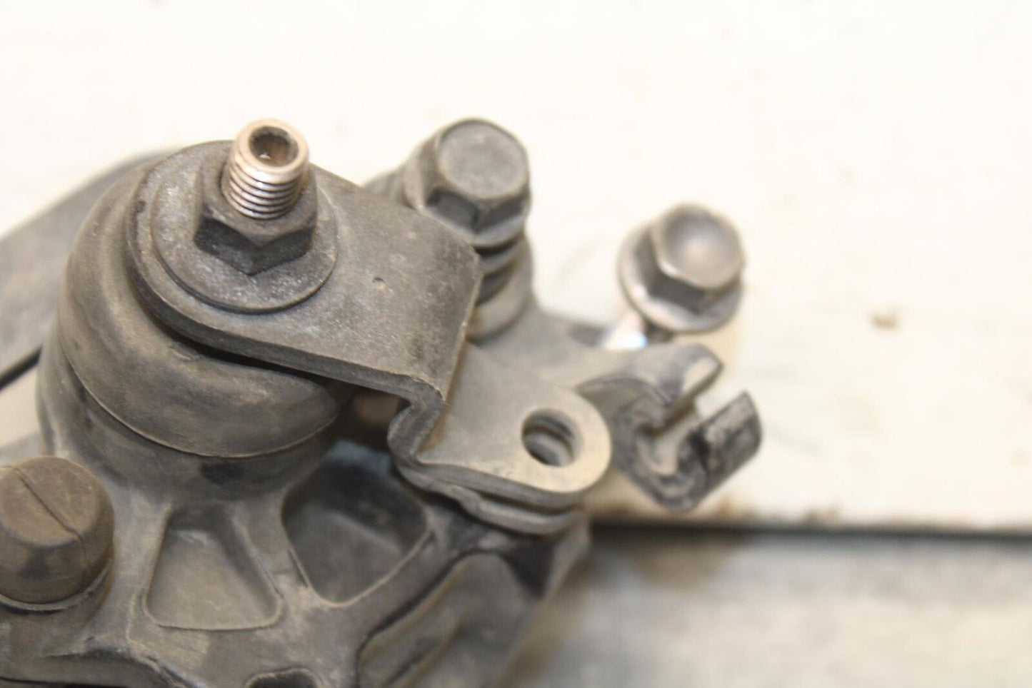 17 HONDA CRF1000LD AFRICA TWIN DCT ABS REAR BACK BRAKE CALIPER W MOUNT BB97