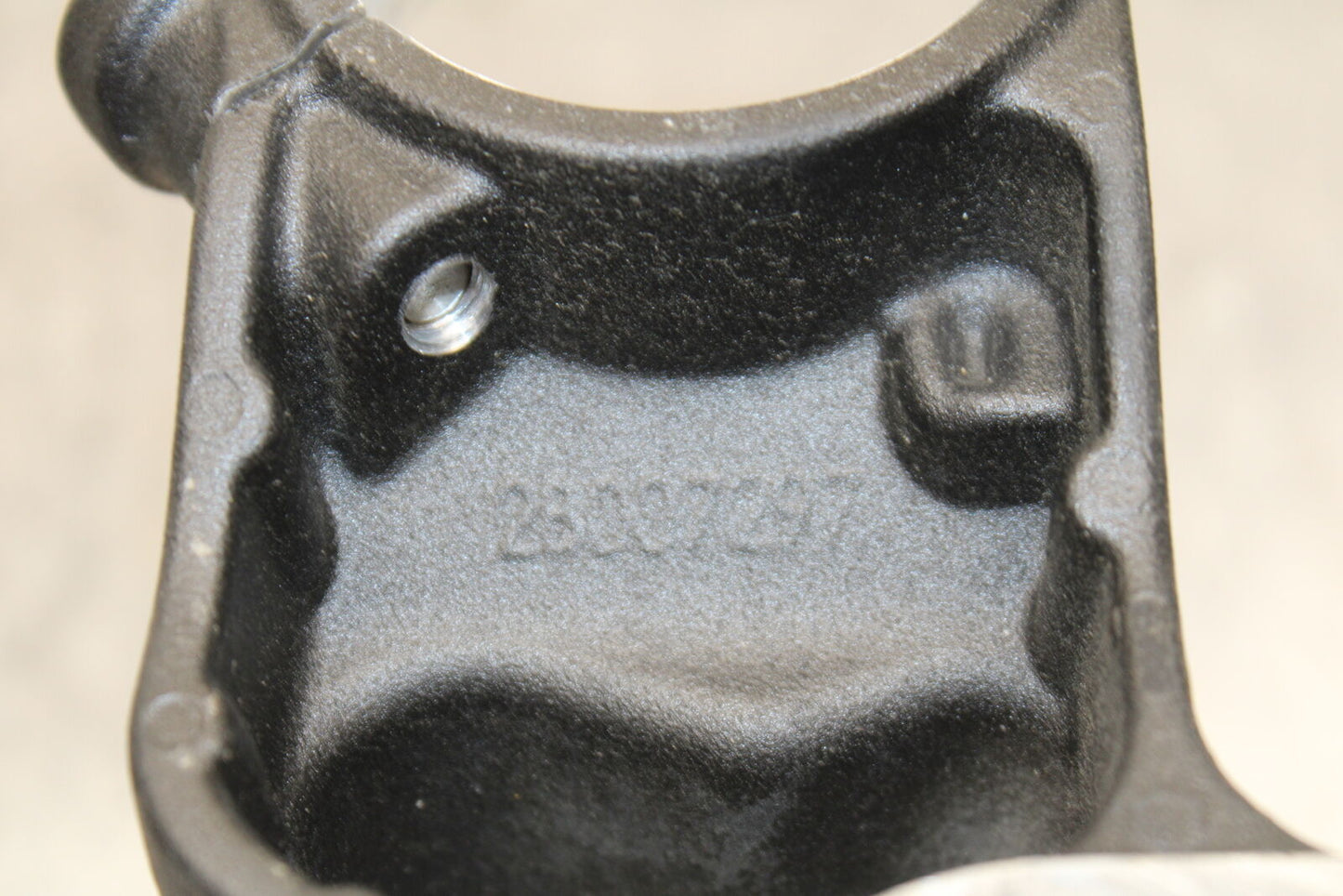 21-24 APRILIA TUONO 660 FACTORY FORKS UPPER TRIPLE TREE CLAMP BB733