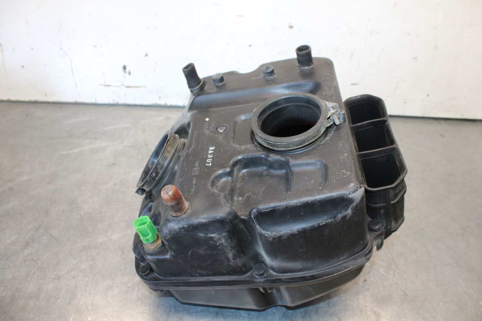 03-07 SUZUKI SV1000S AIRBOX AIR INTAKE FILTER BOX BB657