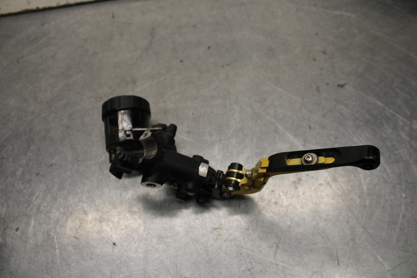 20-23 APRILIA RS660 FRONT BRAKE MASTER CYLINDER w/ LEVER BB643