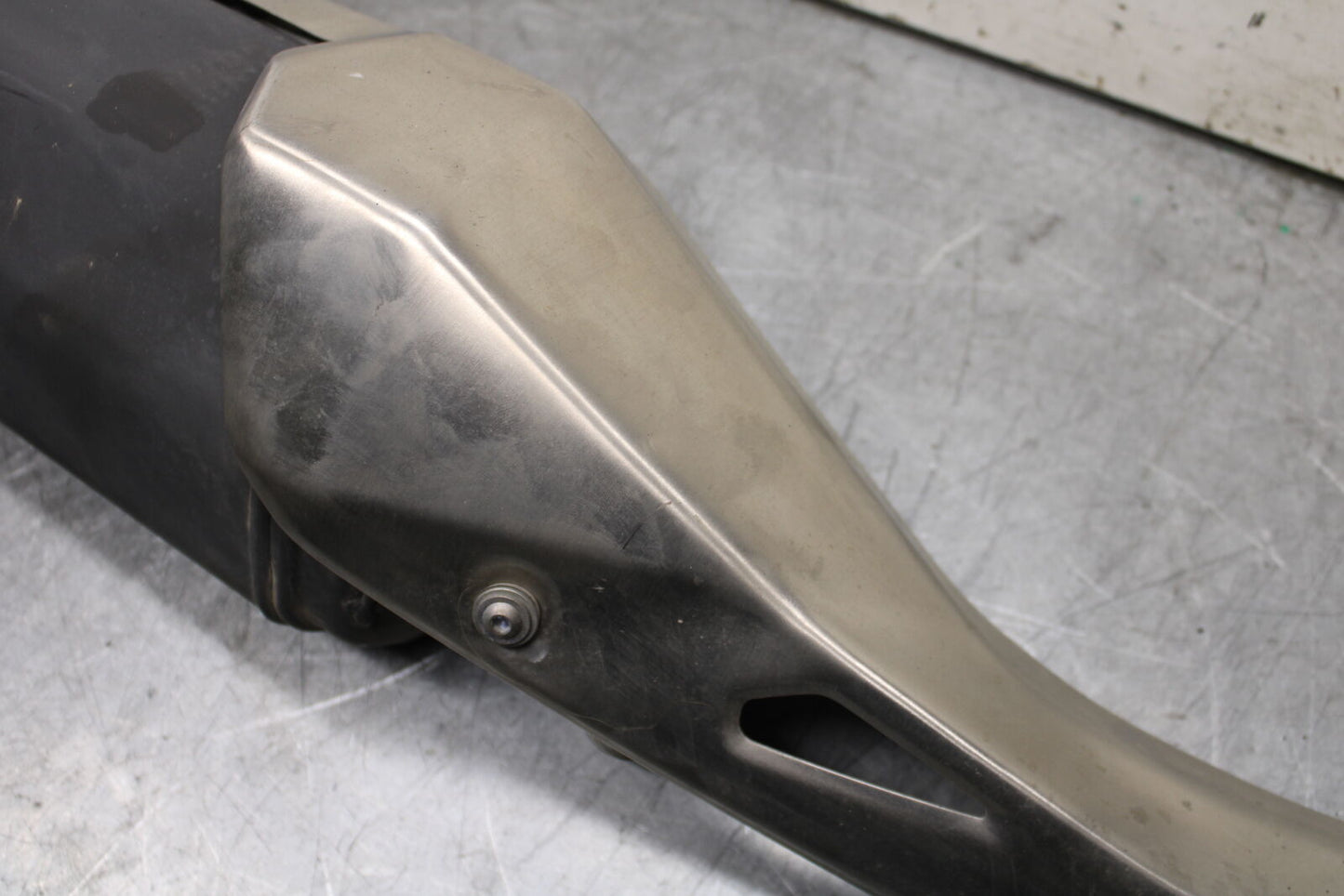 19-22 KAWASAKI Z400 EXHAUST PIPE MUFFLER SLIP ON CAN SILENCER BB708