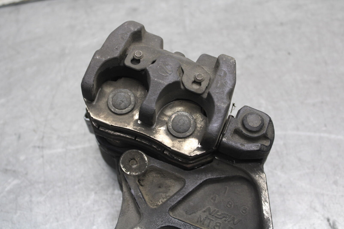 93-00 HONDA GOLDWING 1500 GL1500SE REAR BACK BRAKE CALIPER W MOUNT BRACKET BB700
