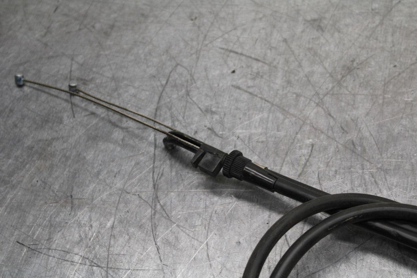 19-22 KAWASAKI Z400 THROTTLE CABLES LINES BB738