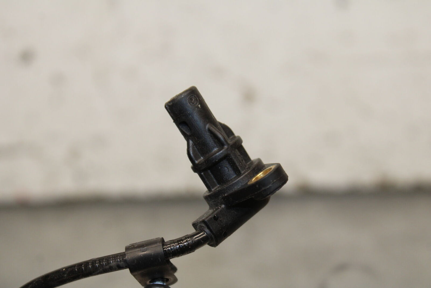 21-24 APRILIA TUONO 660 FACTORY FRONT ABS BRAKE SENSOR BB733