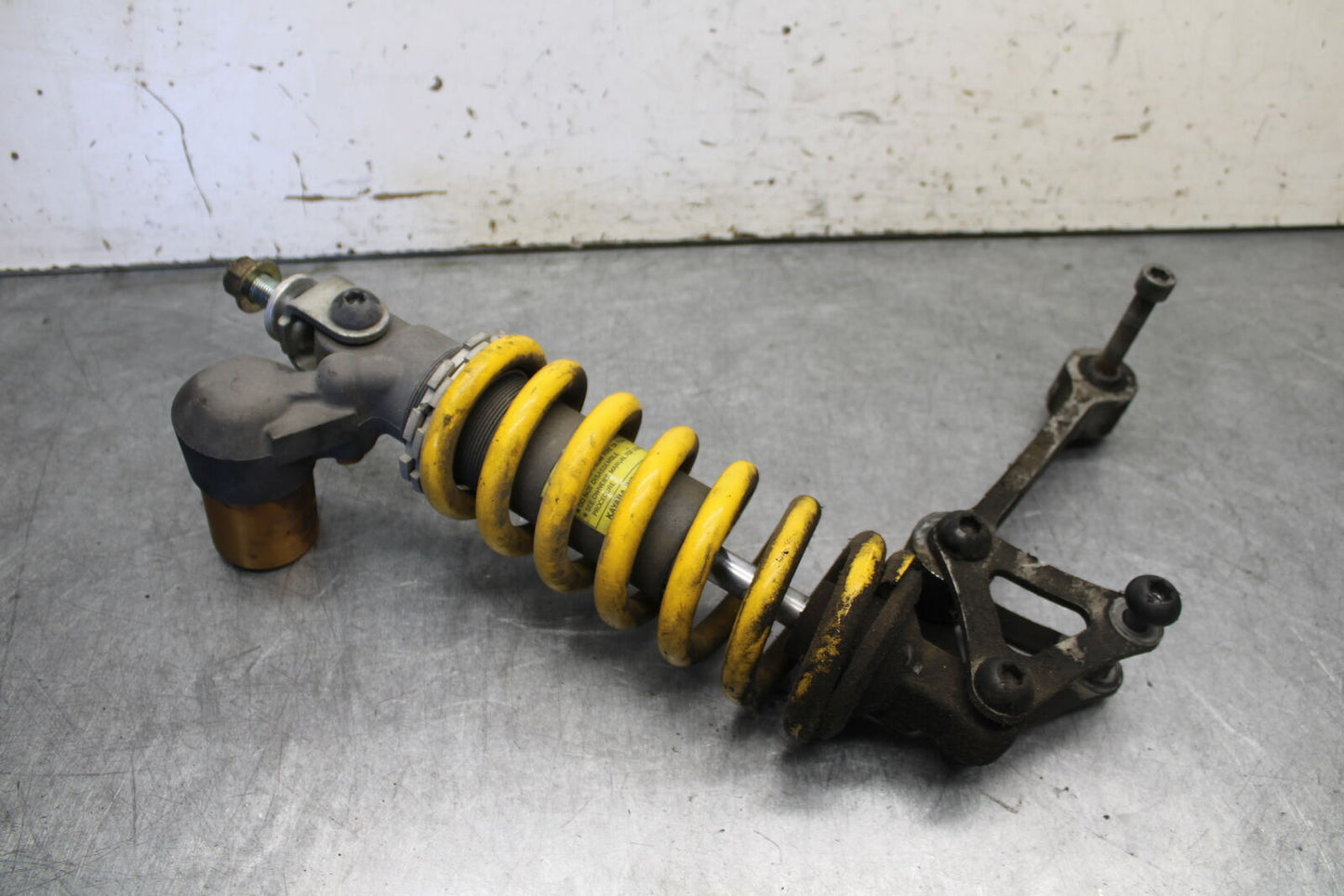 07-08 TRIUMPH DAYTONA 675 REAR BACK SHOCK ABSORBER SUSPENSION T2053100 BB685