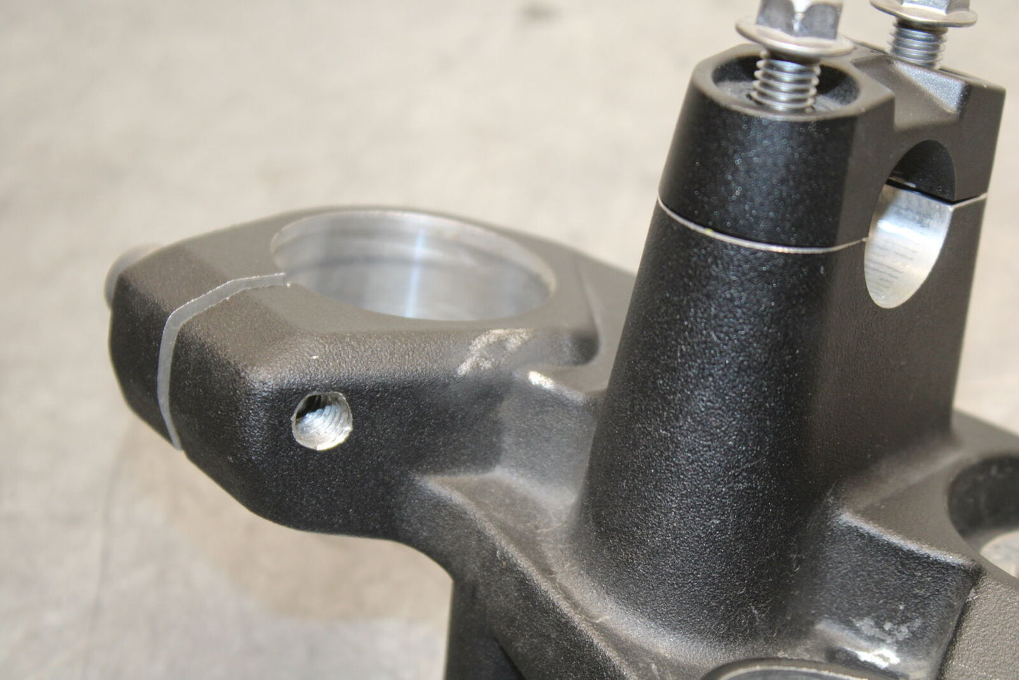 19-22 KAWASAKI Z400 FORKS UPPER TRIPLE TREE CLAMP BB738