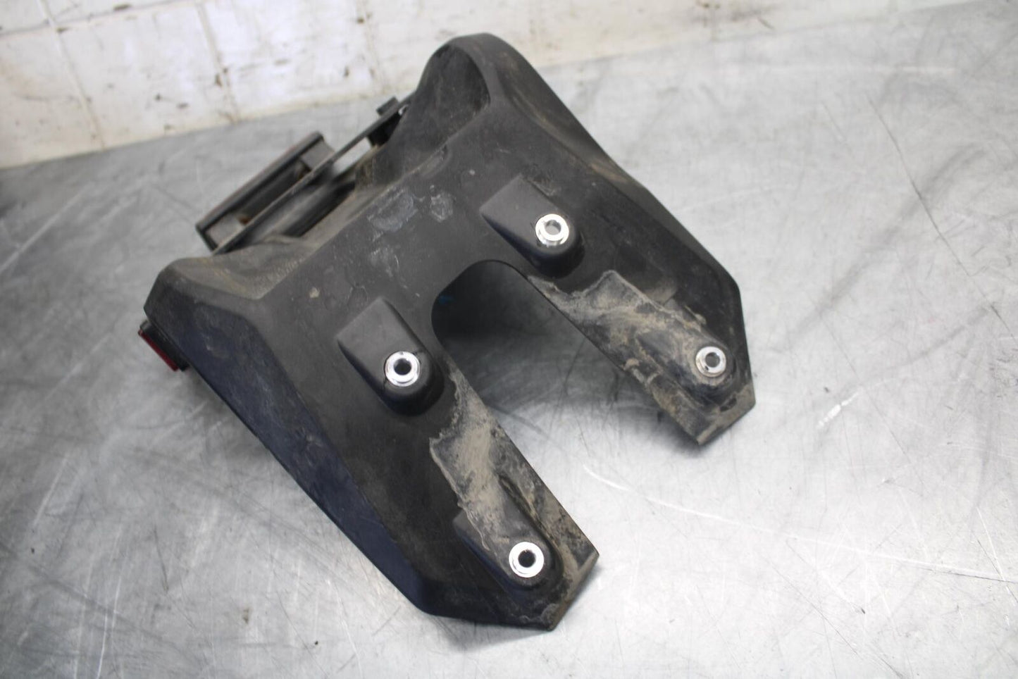 22 KTM 890 ADVENTURE LICENSE PLATE BRACKET BB514