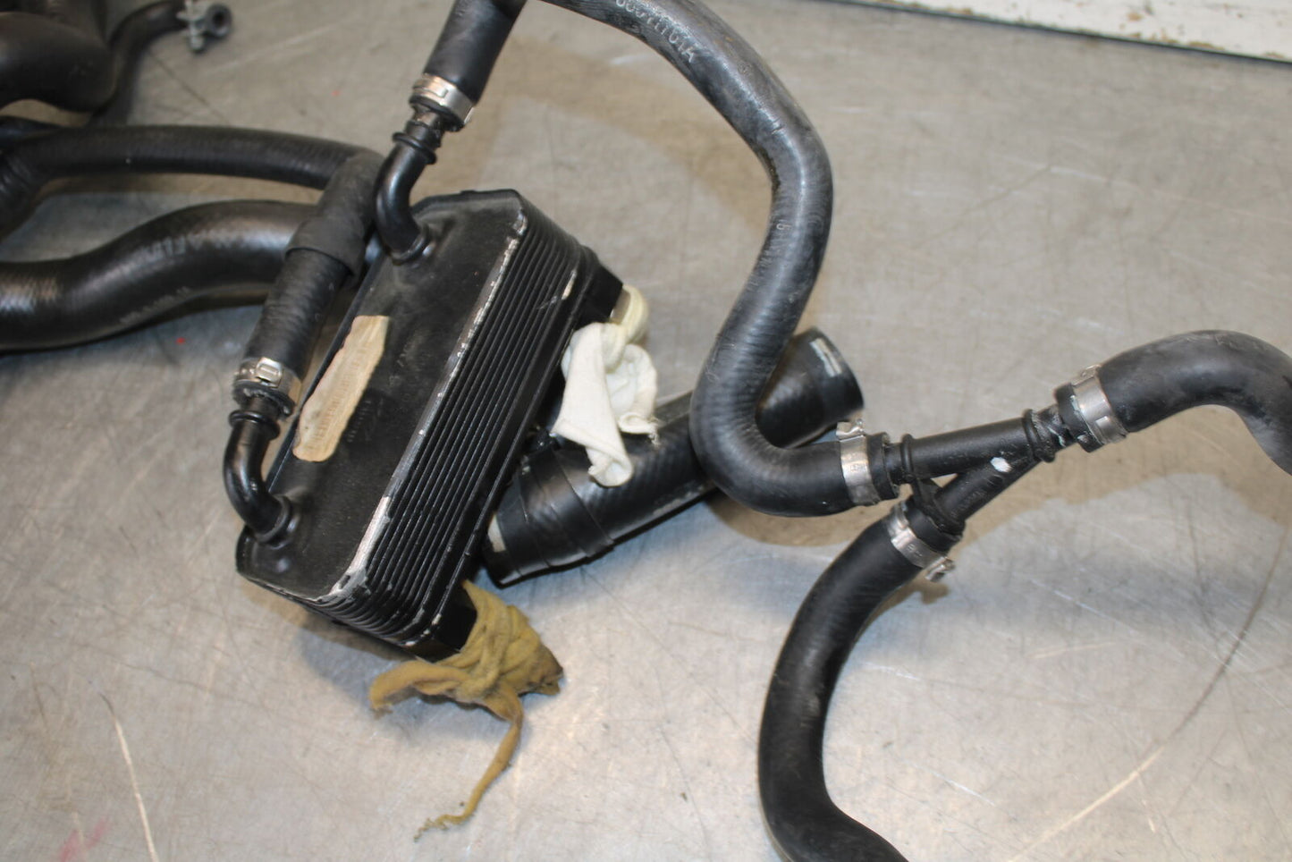 12-13 DUCATI STREETFIGHTER 848 RADIATOR HOSES ENGINE COOLANT WATER PIPES BB705
