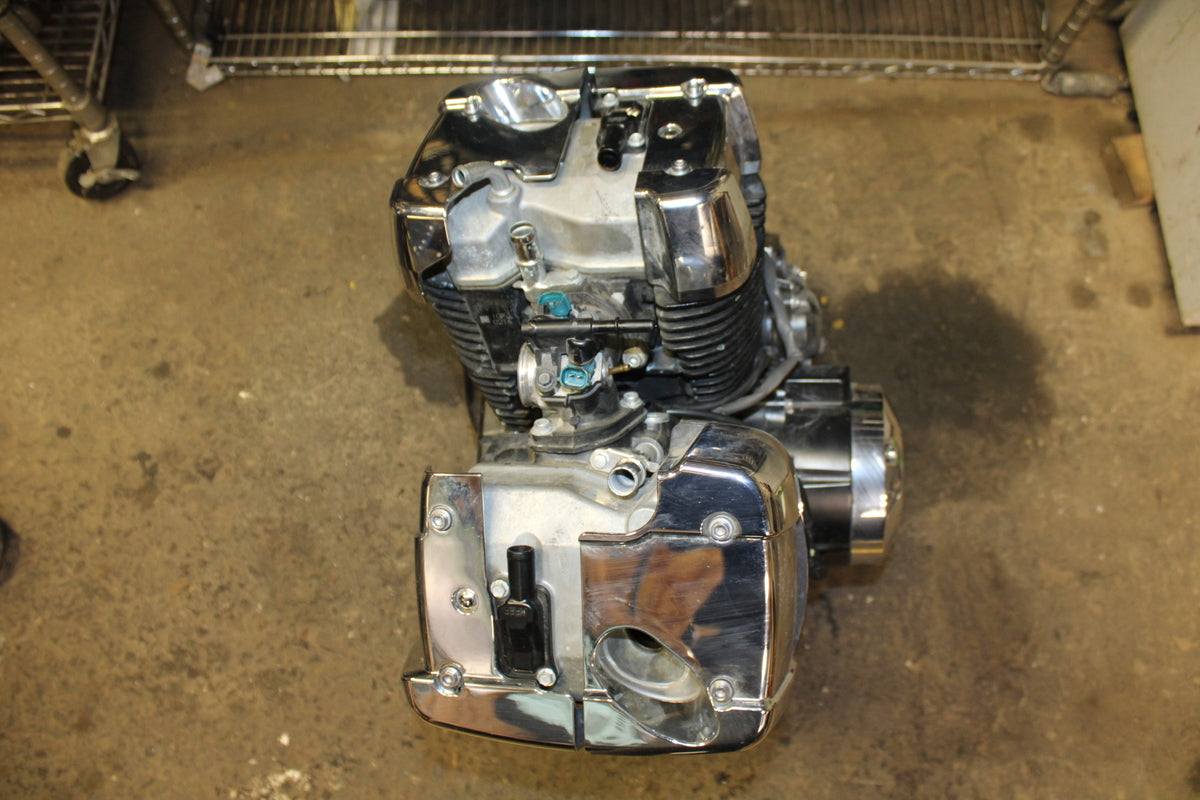 10-13 HONDA SHADOW RS 750 VT750RS ENGINE MOTOR BB718