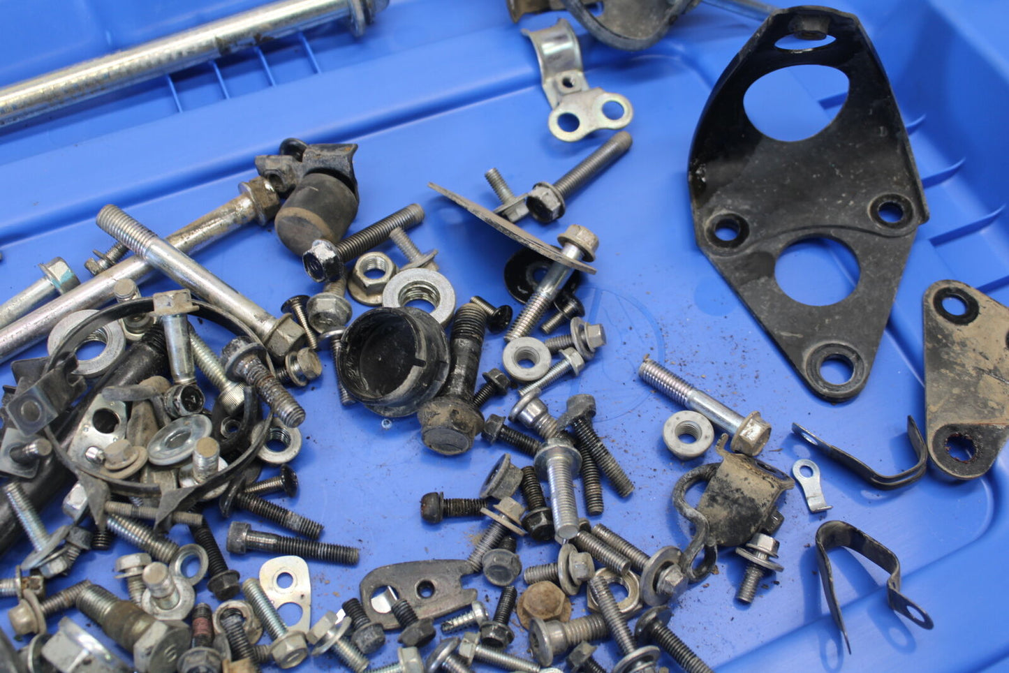 08-18 KAWASAKI KLR650 ENGINE MOUNTING BOLTS HARDWARE MOTOR SCREWS BB707