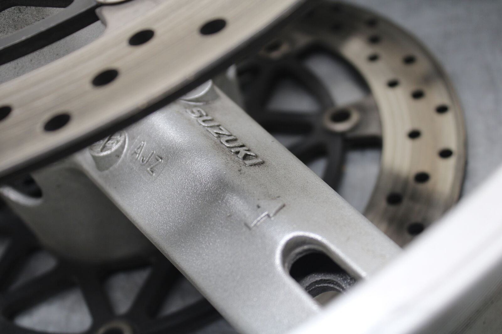 03-05 SUZUKI SV1000 FRONT WHEEL FRONT RIM BB405