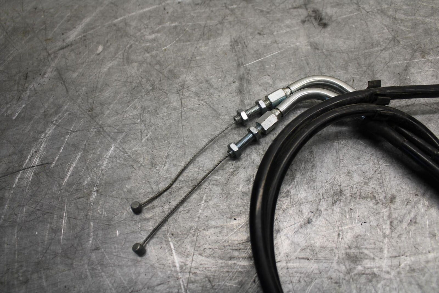 1993 Suzuki GSXR1100W THROTTLE CABLES LINES BB46