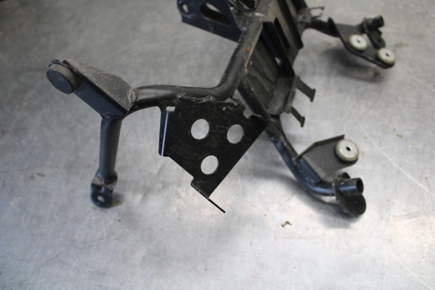 08-18 KAWASAKI KLR650 UPPER FAIRING MIRROR GAUGES STAY BRACKET BB707