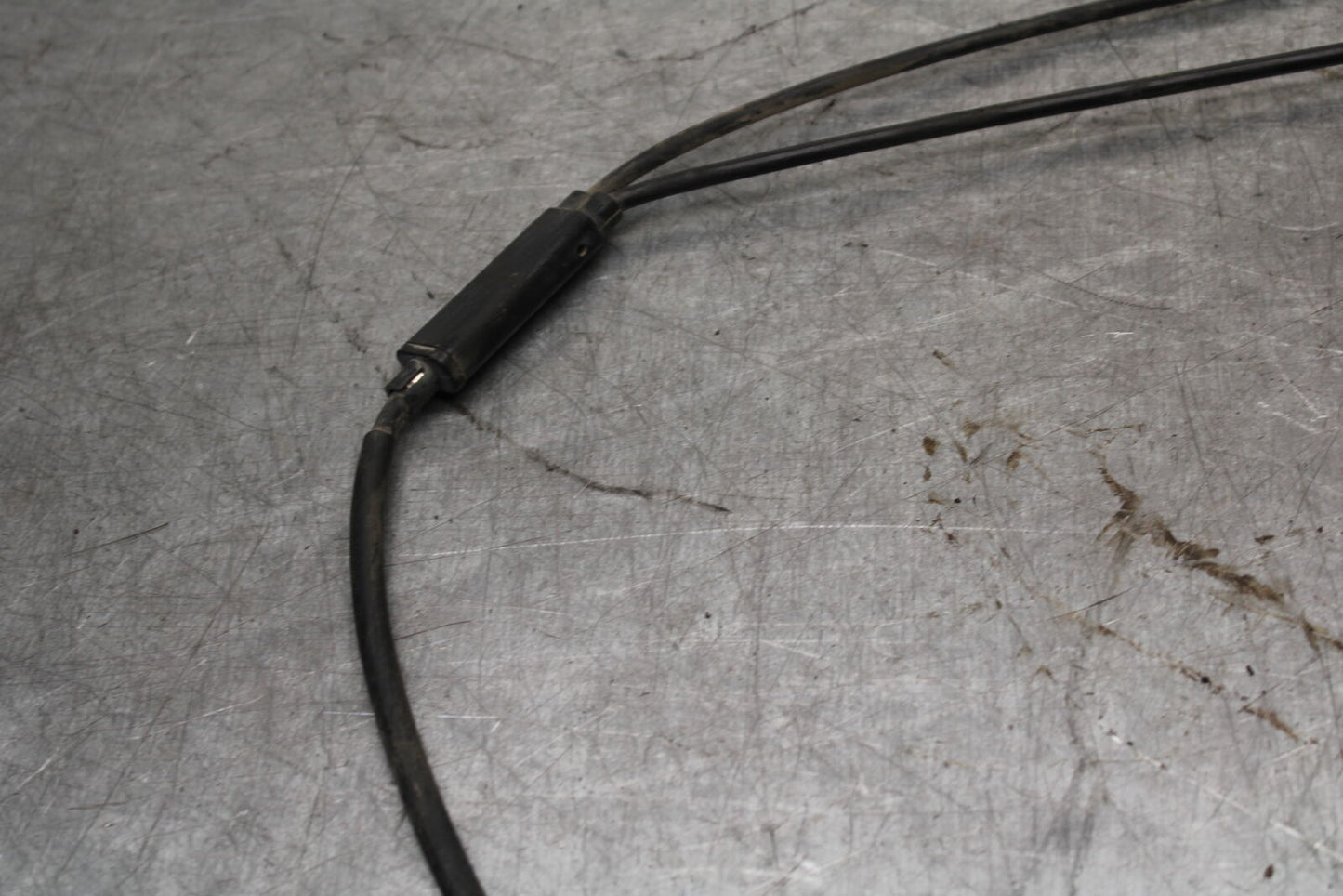 85-86 SUZUKI MADURA 1200 THROTTLE CABLES LINES BB691