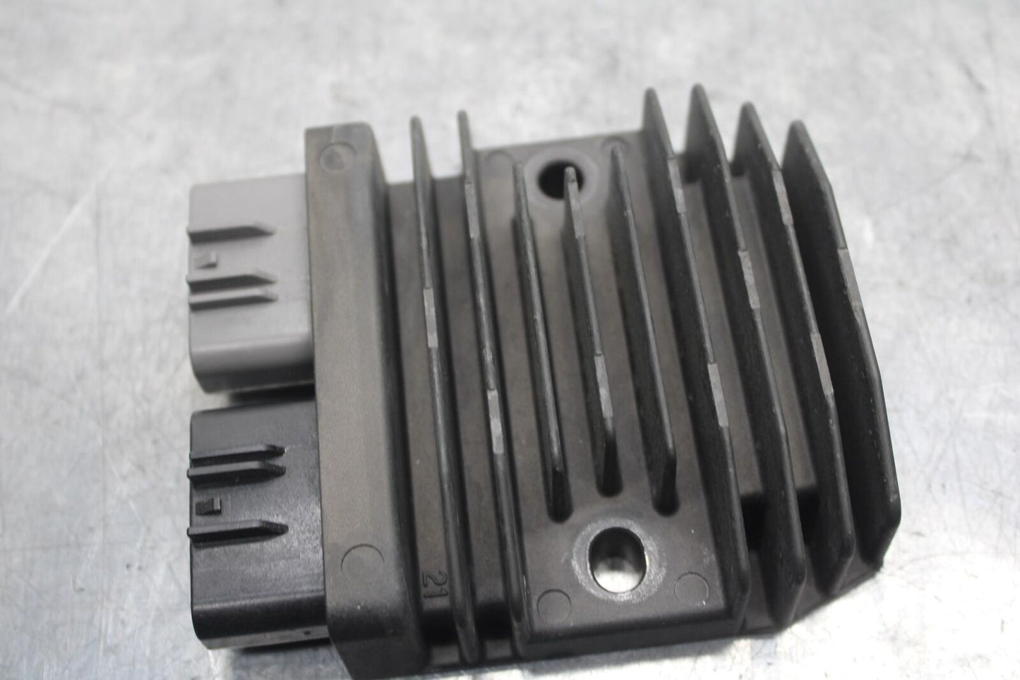 20-23 BMW F900R RECTIFIER VOLTAGE REGULATOR BB603