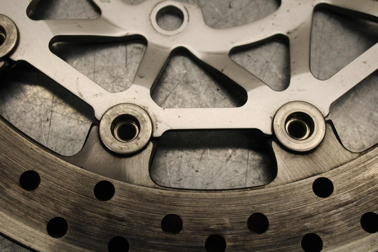 2009 Triumph Daytona 675 FRONT LEFT RIGHT BRAKE ROTORS DISCS T2021040 BB584