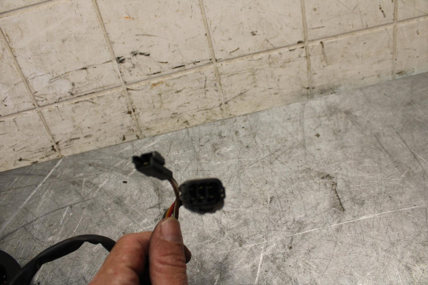 2009 Kawasaki Ninja ZX6R ZX600R RIGHT CLIP ON HANDLE KILL OFF START SWITCH BB44