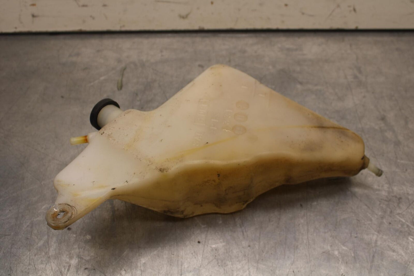 1999 Suzuki GSXR600 COOLANT WATER TANK RESERVOIR BOTTLE 17910-33E00 BB608