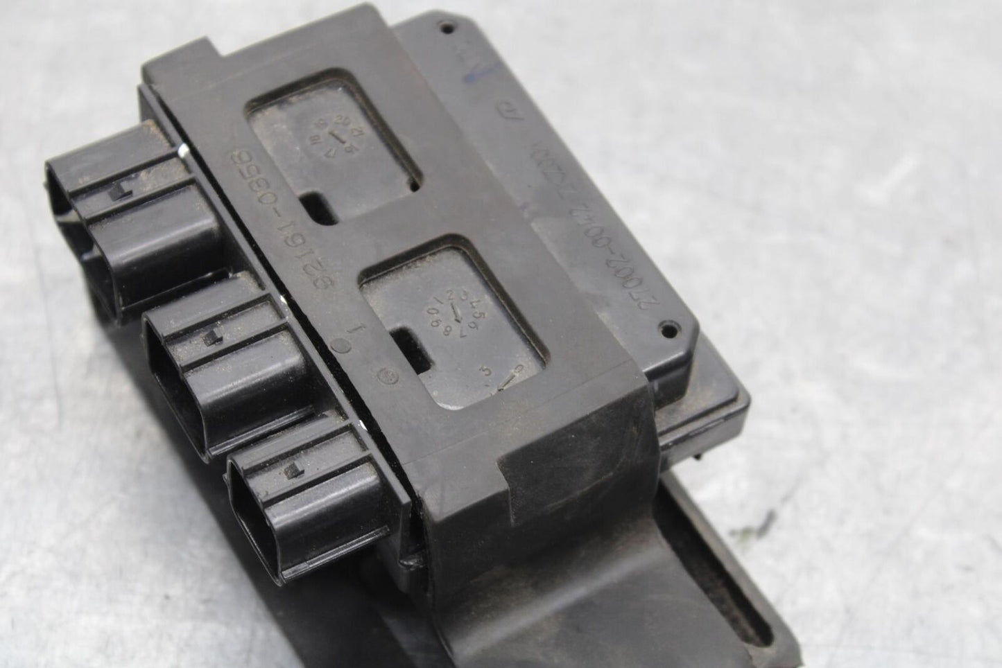 19-22 KAWASAKI Z400 RELAY ASSEMBLY BOX BB586