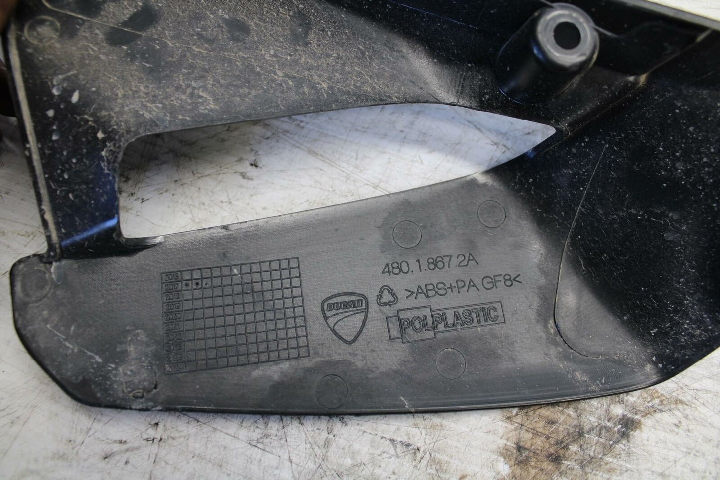 17-20 DUCATI MONSTER 797 MID UPPER SIDE FAIRING BB309