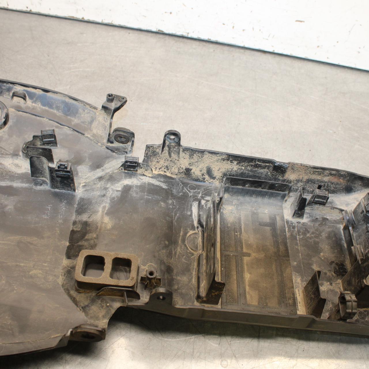 21 KAWASAKI NINJA ZX6R REAR BACK TAIL UNDERTAIL BATTERY TRAY PLASTIC BB647