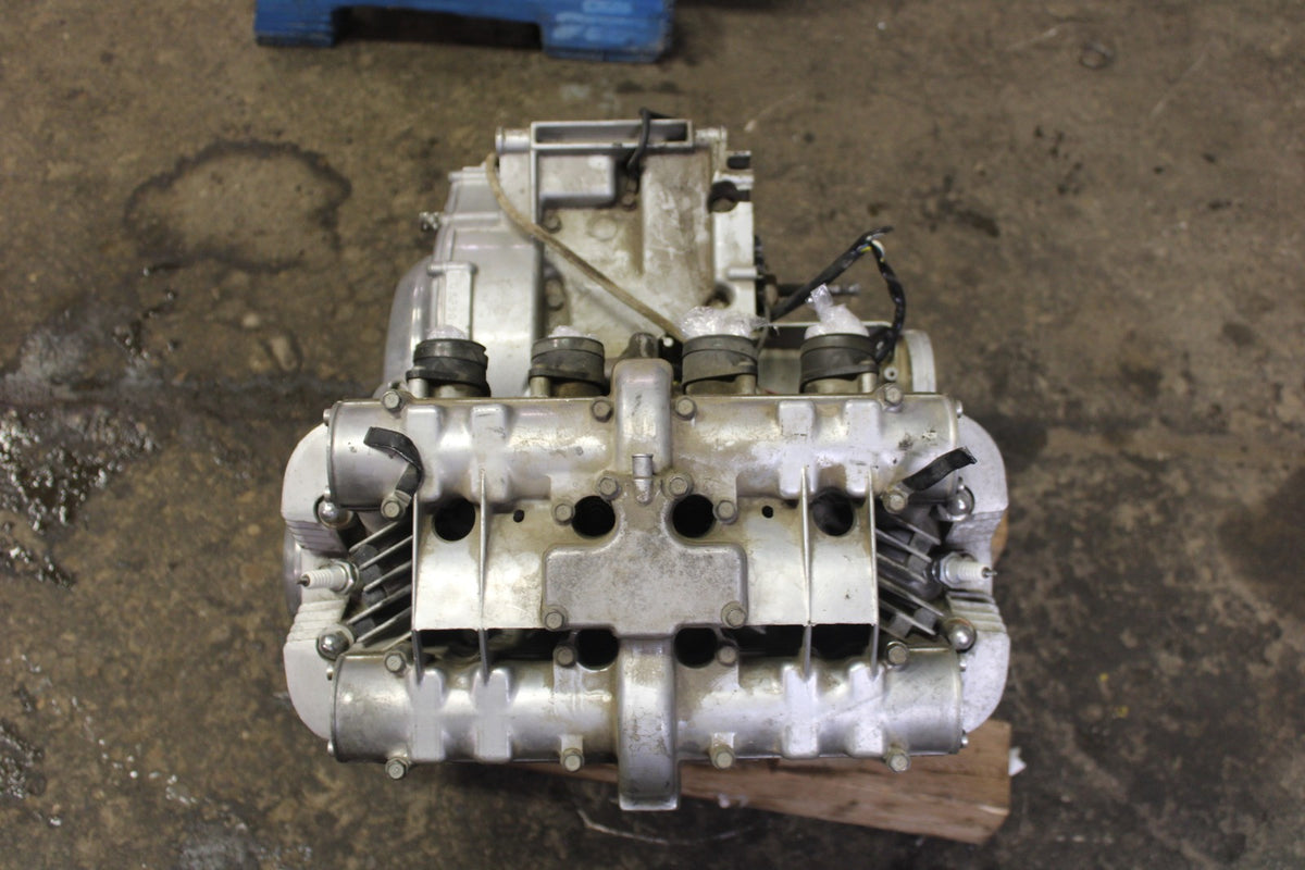 77 SUZUKI GS750 ENGINE MOTOR BB779