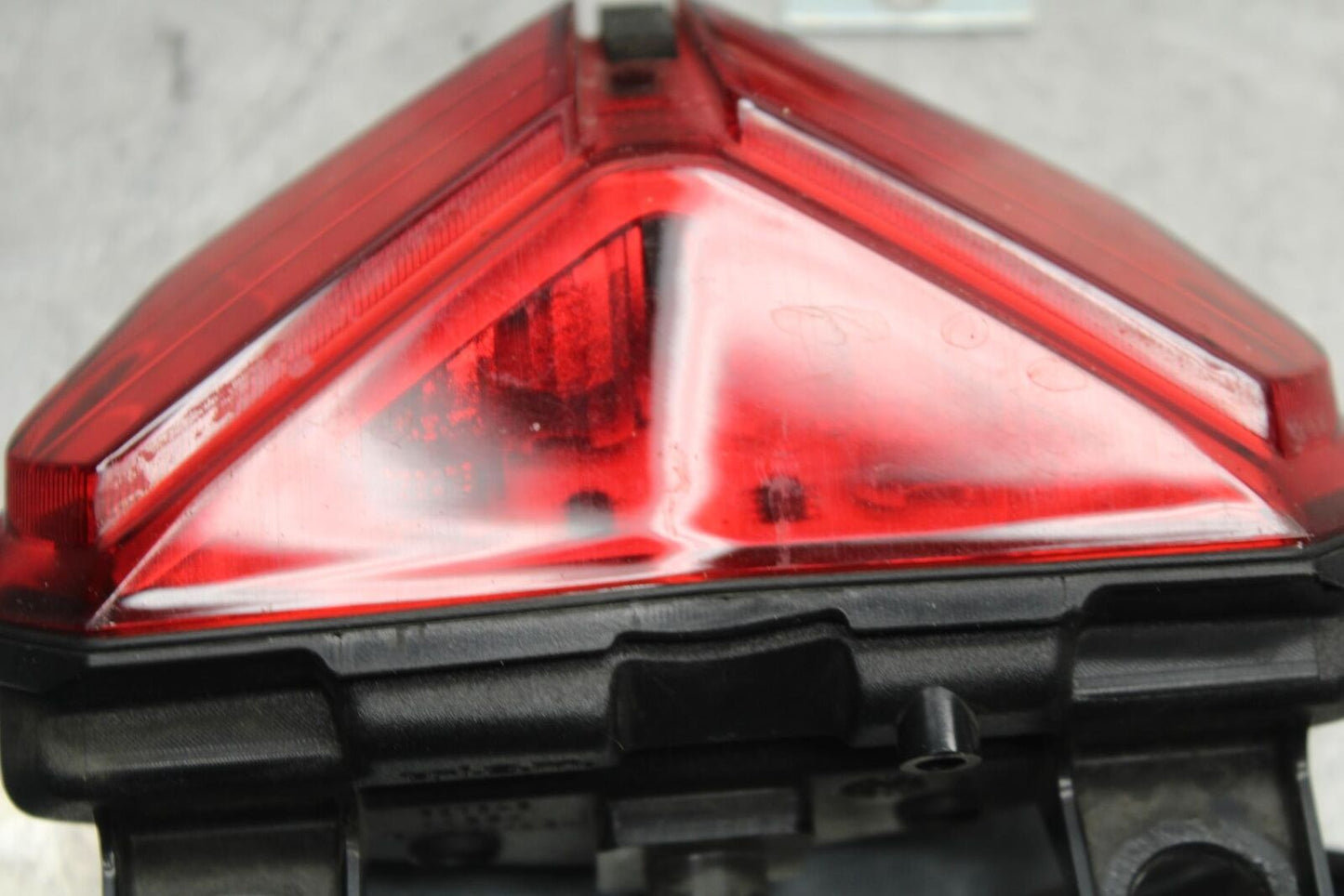 2008 Ducati 1098 REAR TAIL TAILLIGHT BACK BRAKE LIGHT BB581