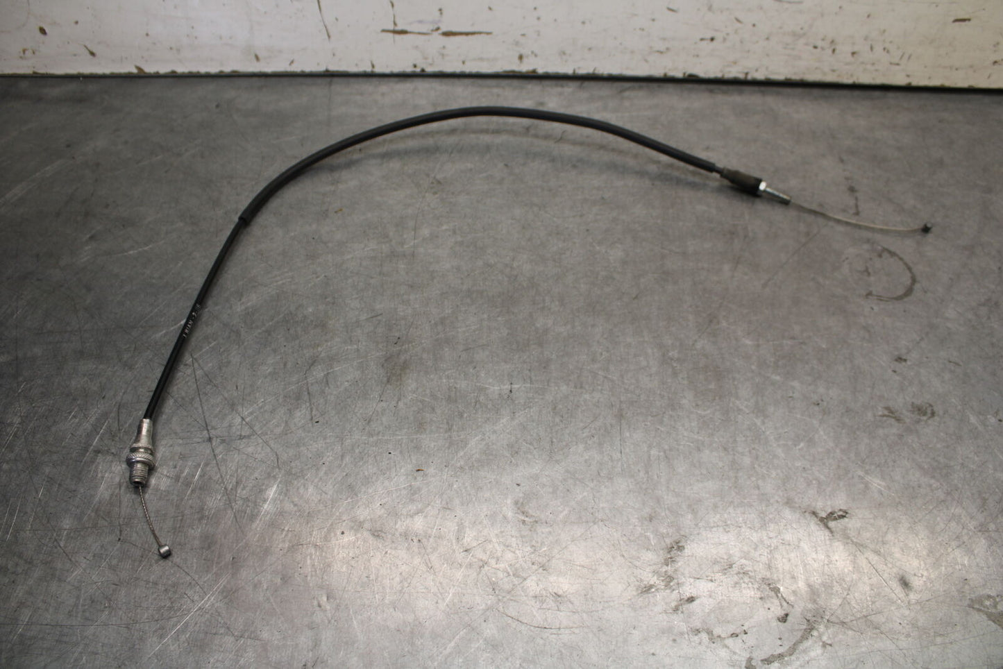 06-07 DUCATI MONSTER 695 THROTTLE CABLES LINES BB674