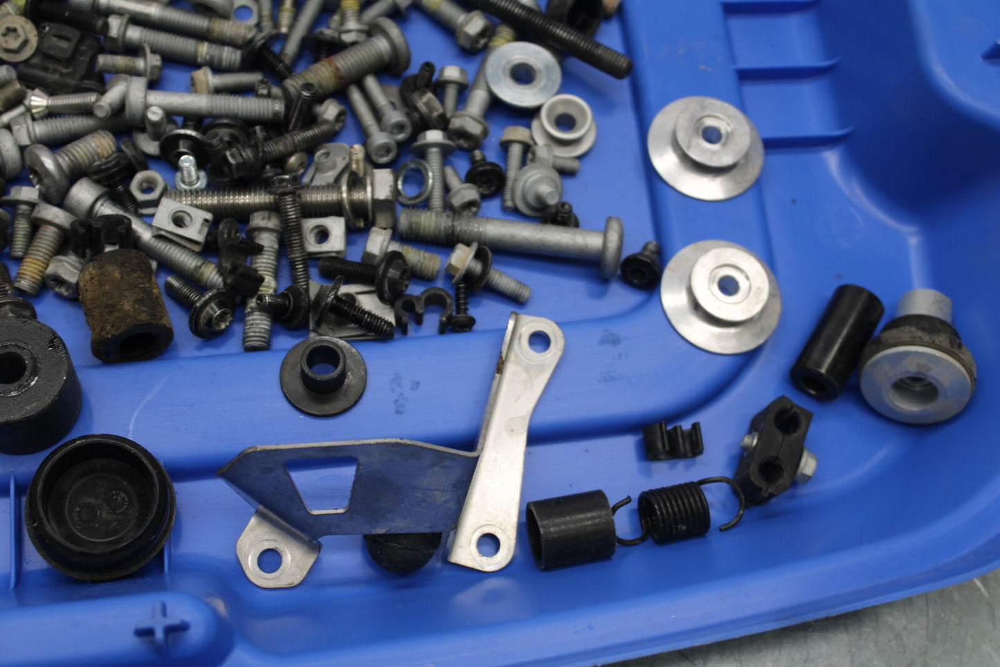 21-24 KTM 890 ADVENTURE R MOUNTING BOLTS HARDWARE MOTOR SCREWS BB723