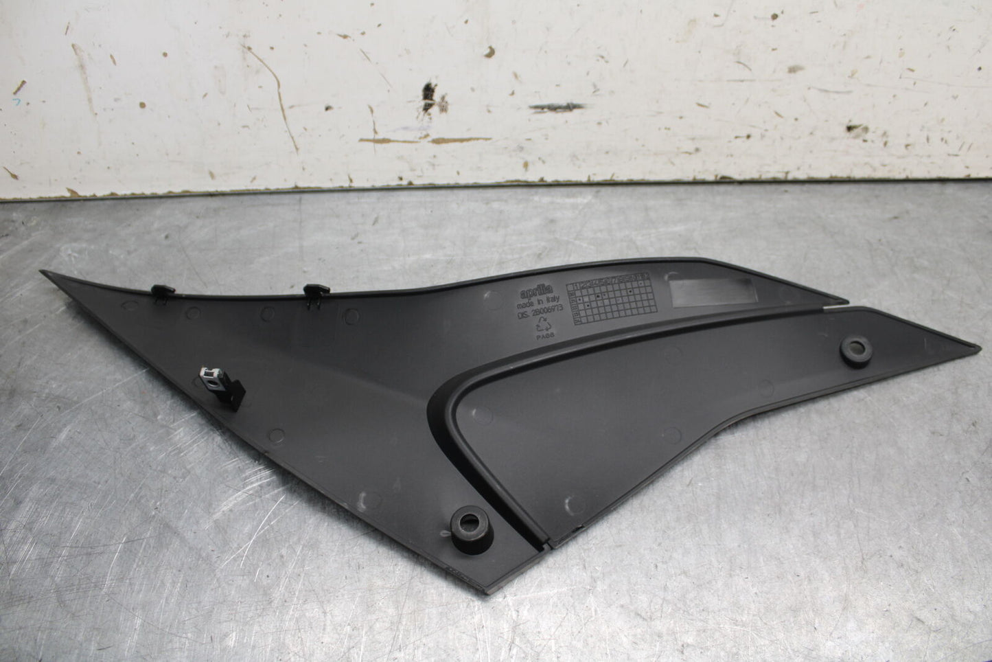 21-24 APRILIA RSV4 RIGHT LEFT FRONT SIDE SEAT PANELS COWLS FAIRINGS COVER BB668