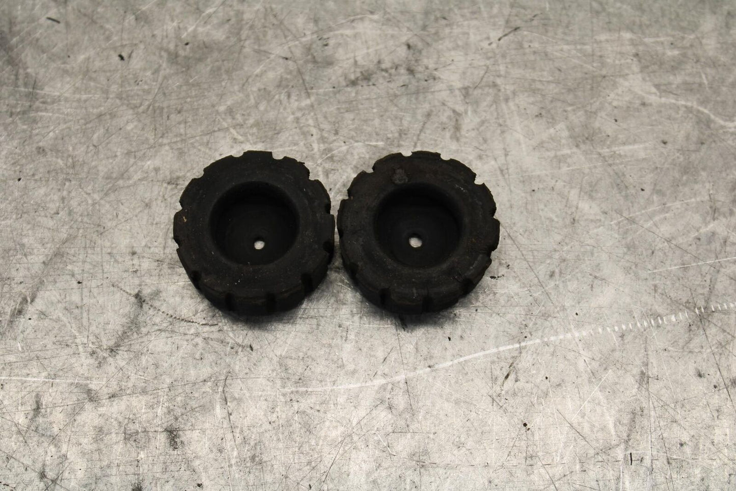 1974 Yamaha RD350 GAS TANK RUBBER DAMPER PAIR BB53