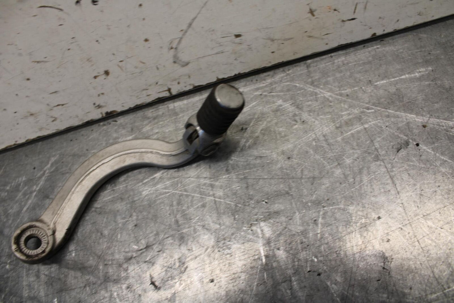 16-18 KTM 690 DUKE SHIFTER LINKAGE SHIFT LINK PEDAL BB631