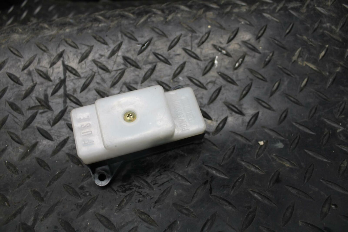 86 SUZUKI GS750ES RELAY ASSEMBLY FUSE BOX BB233