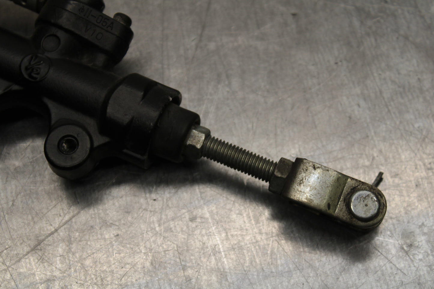 00 SUZUKI INTRUDER 1500 VL1500 REAR BACK BRAKE MASTER CYLINDER W RESERVOIR BB761