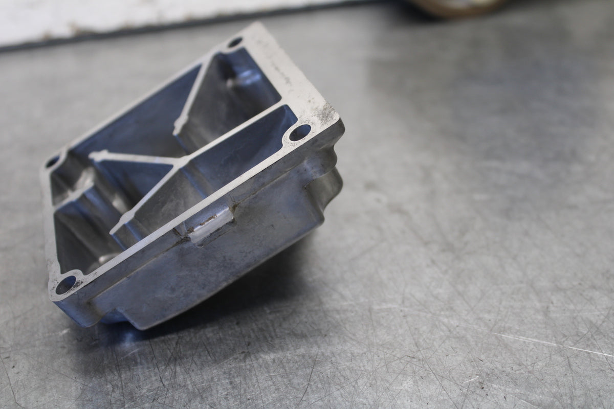 08-09 YAMAHA YZF R6S ENGINE MOTOR CRANKCASE COVER BB690