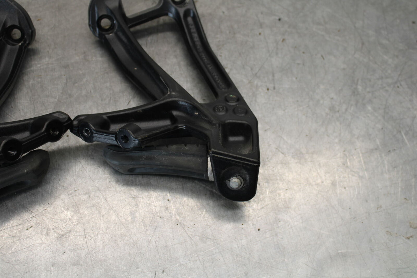21-24 KTM 890 ADVENTURE R REAR BACK PASSENGER PEG SET PAIR BB723