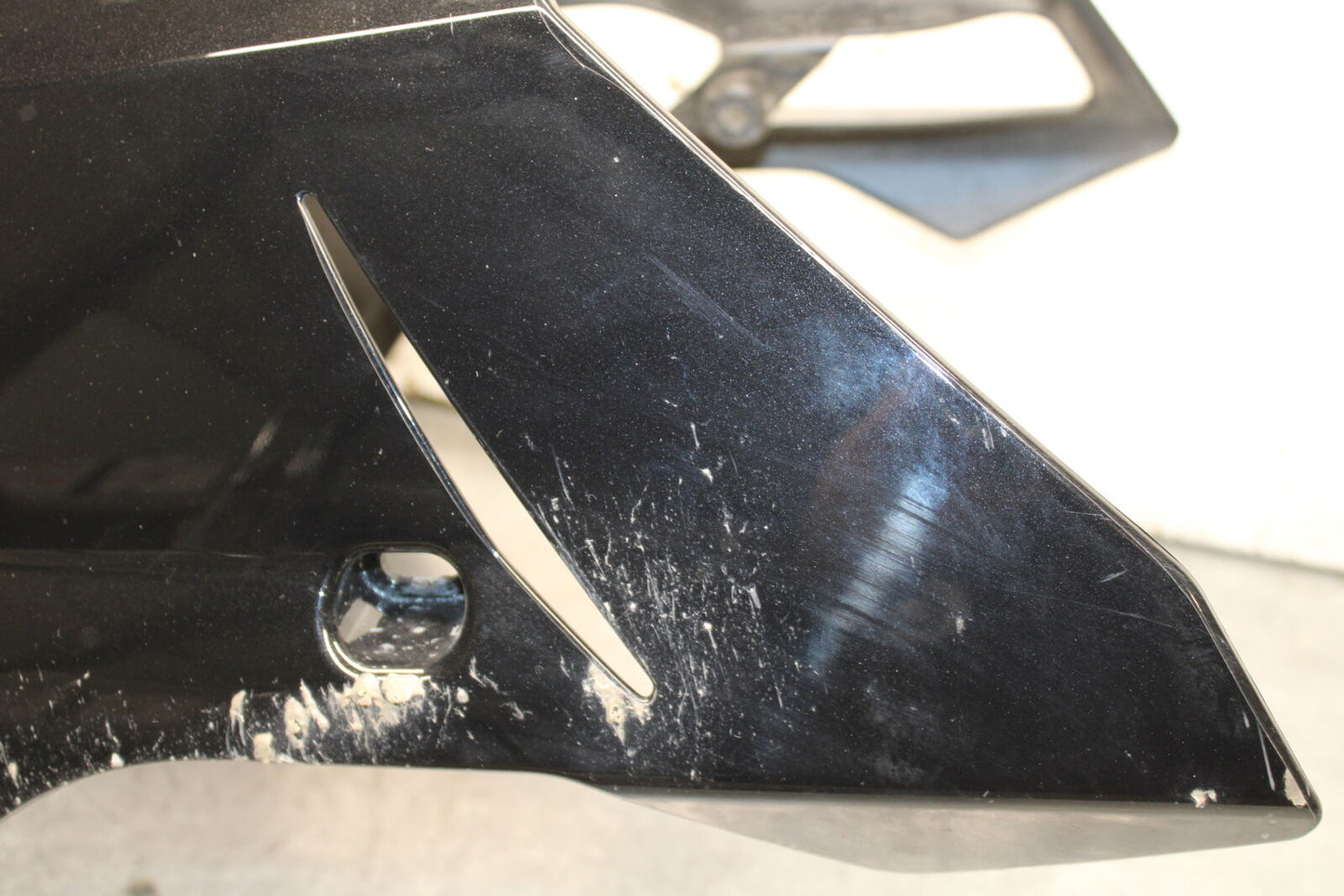 08-13 DUCATI 848 EVO LOWER BOTTOM BELLY FAIRING COWL BB667