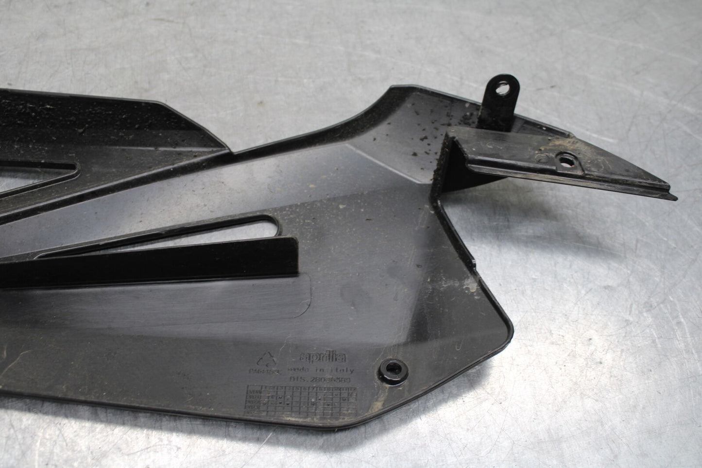 21-24 APRILIA TUONO 660 FACTORY REAR BACK DRIVE CHAIN GUARD COVER SHIELD BB733