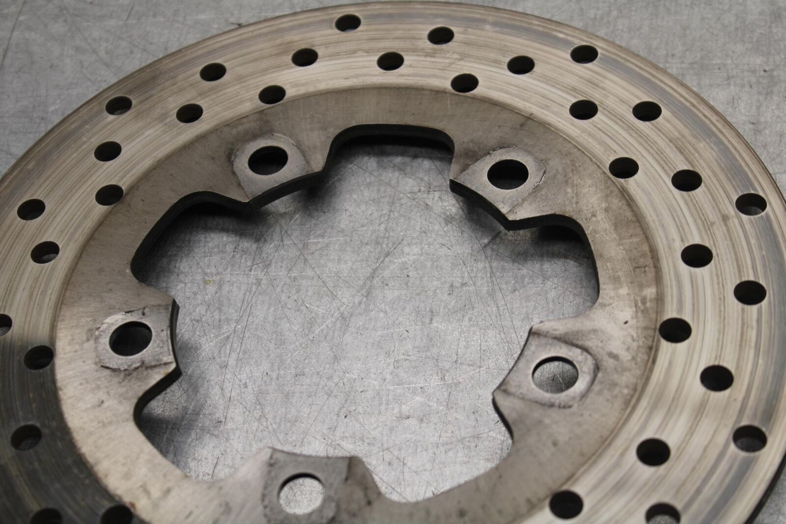 01-03 SUZUKI GSXR600 REAR ROTOR BACK BRAKE DISC 69211-33E00 BB639