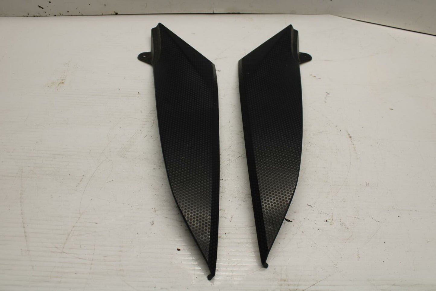 06 YAMAHA YZF R1 RIGHT LEFT SIDE SEAT PANELS TRIMS COWLS FAIRINGS COVER BB282