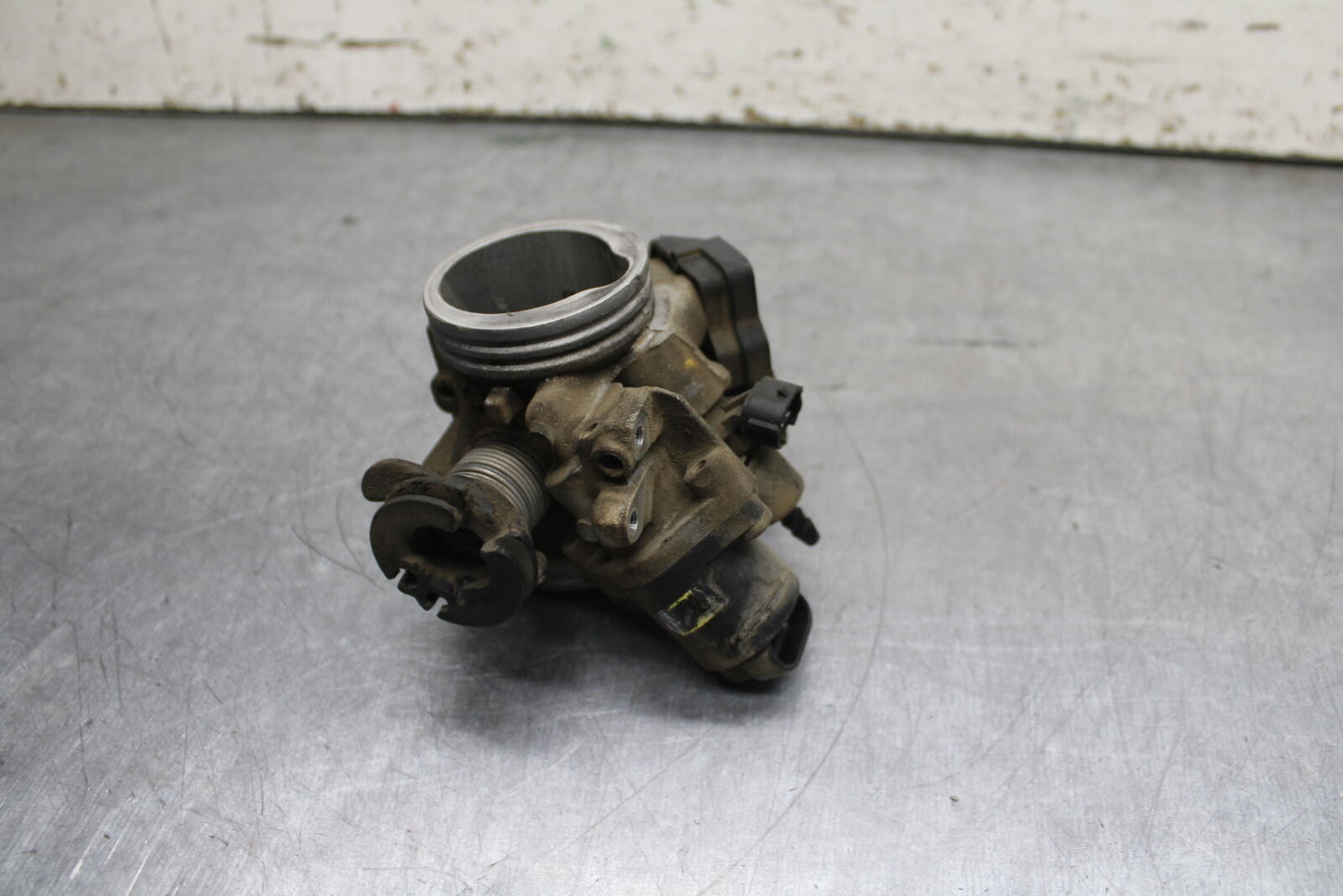 13-16 KTM 390 DUKE MAIN FUEL INJECTORS / THROTTLE BODIES BB748
