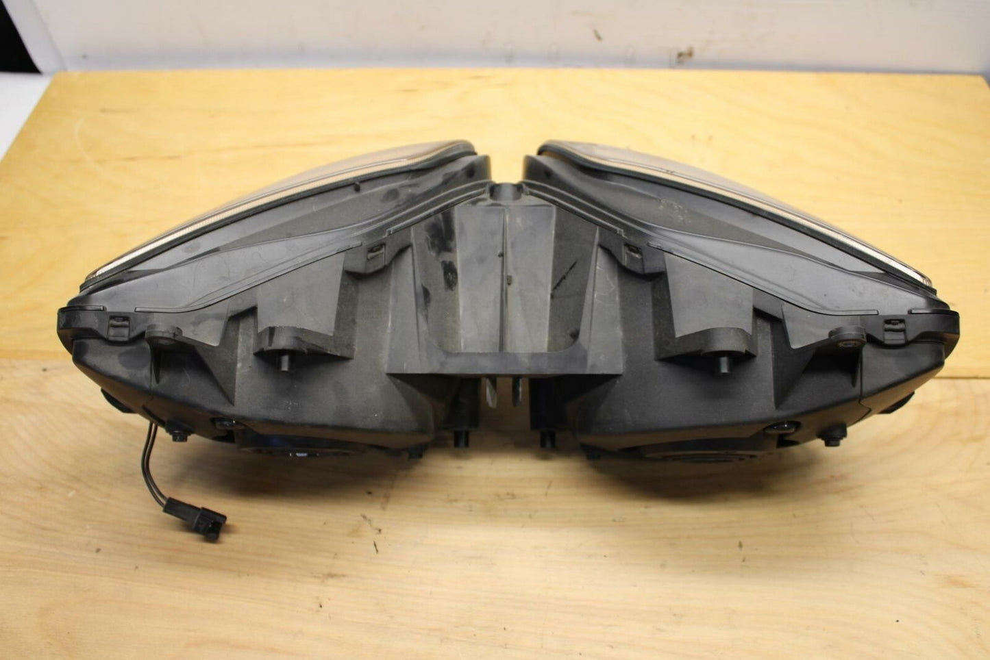 02-03 YAMAHA YZF R1 5PW FRONT HEADLIGHT HEAD LIGHT LAMP BB313