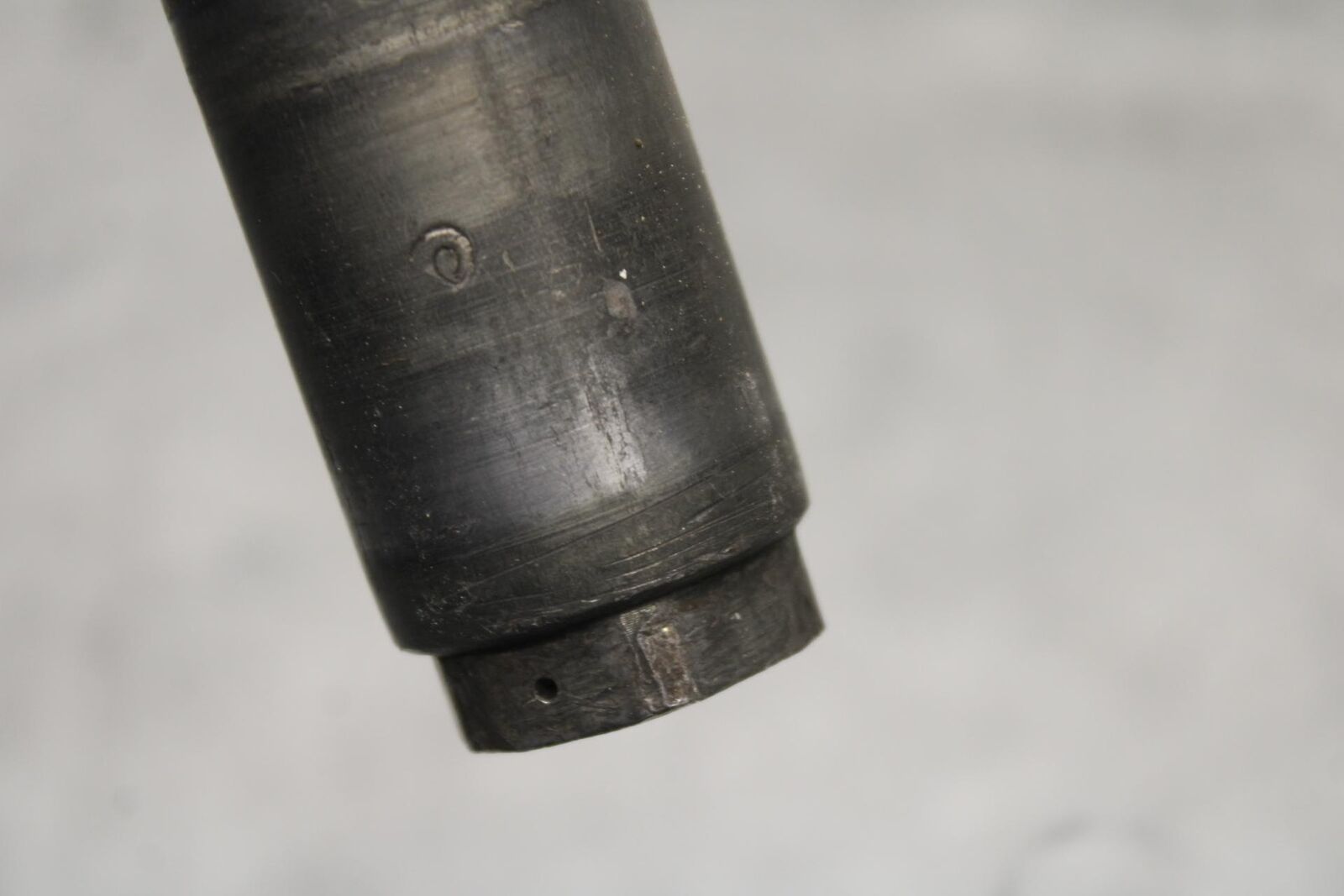 01-03 SUZUKI GSXR600 FRONT WHEEL RIM AXLE PIVOT BOLT 54711-35F00 BB639