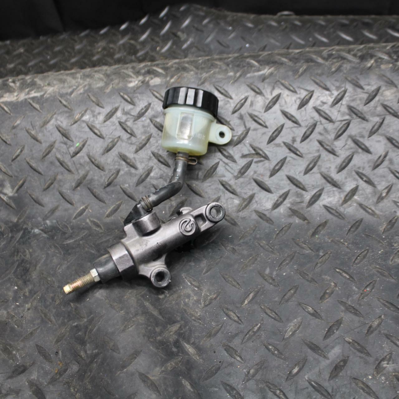 04-05 YAMAHA YZF R1 REAR BACK BRAKE MASTER CYLINDER W RESERVOIR BREMBO BB225