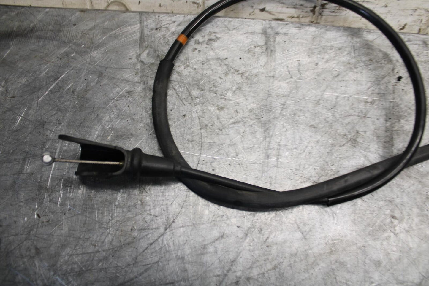 22-23 HUSQVARNA SVARTPILEN 401 CLUTCH CABLE LINE BB541