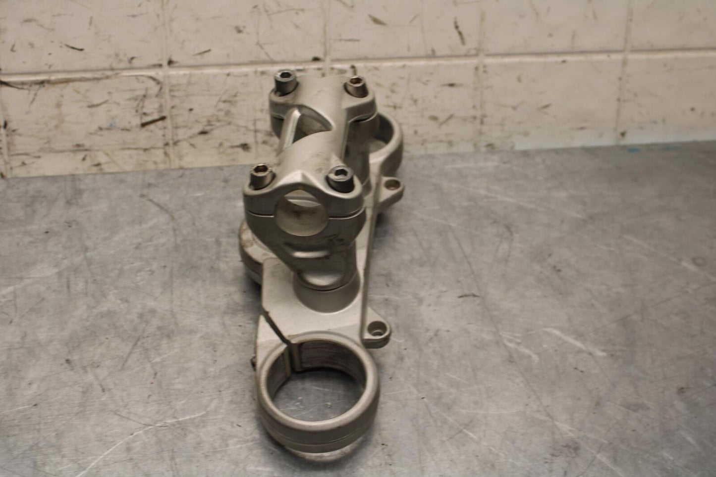 2008 Aprilia Shiver 750 SL750 FORKS UPPER TRIPLE TREE CLAMP BB551