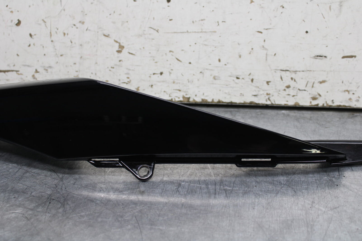 21-24 APRILIA TUONO 660 FACTORY RIGHT REAR BACK TAIL FAIRING COWL SHROUD BB733