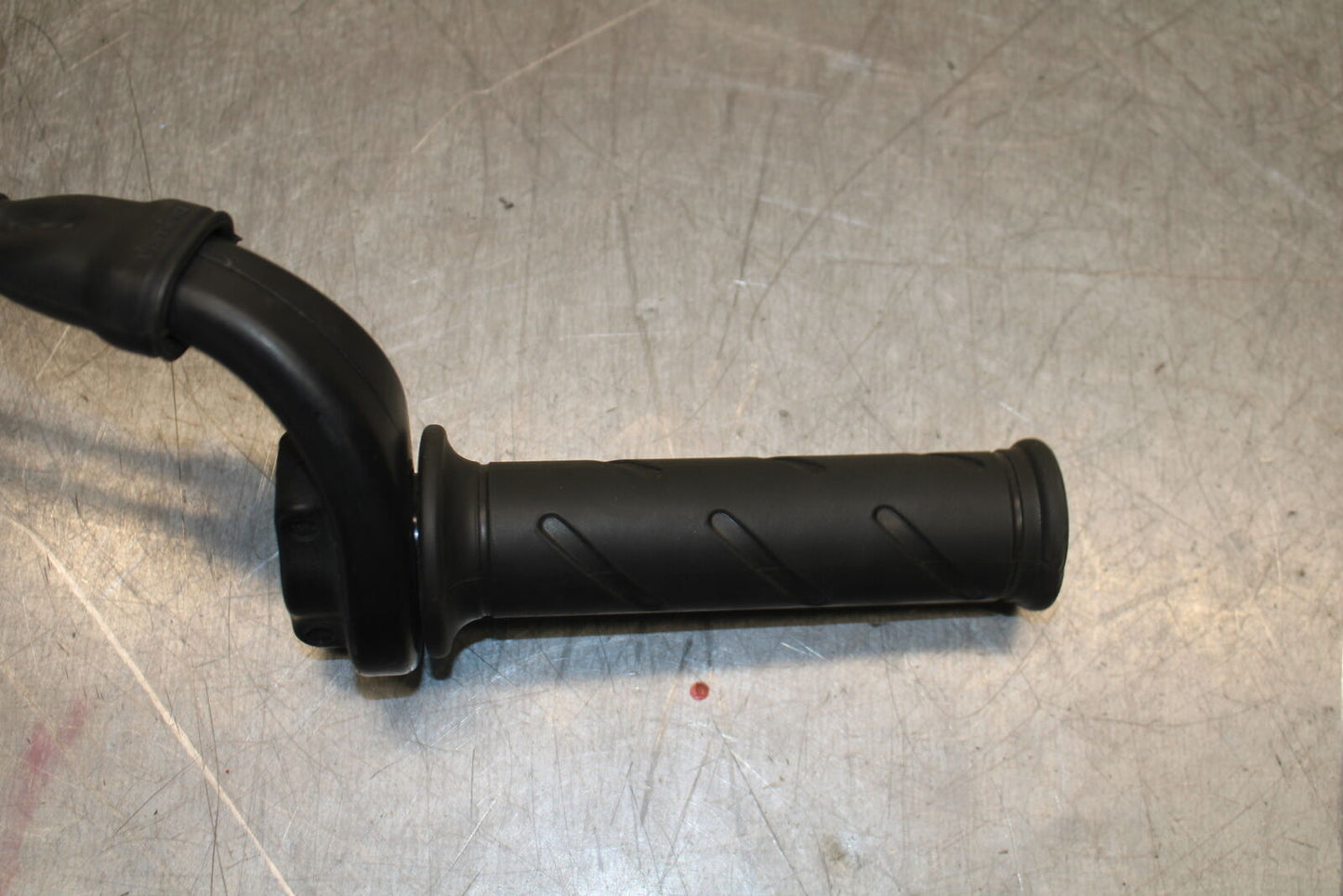 12-13 DUCATI STREETFIGHTER 848 THROTTLE CABLE LINE HOUSING GUIDE BB705