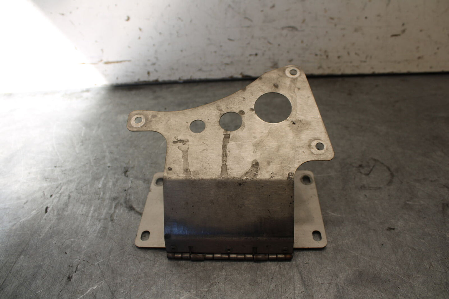 07-08 TRIUMPH DAYTONA 675 AFTERMARKET FENDER ELIMINATOR LICENSE BRACKET BB685